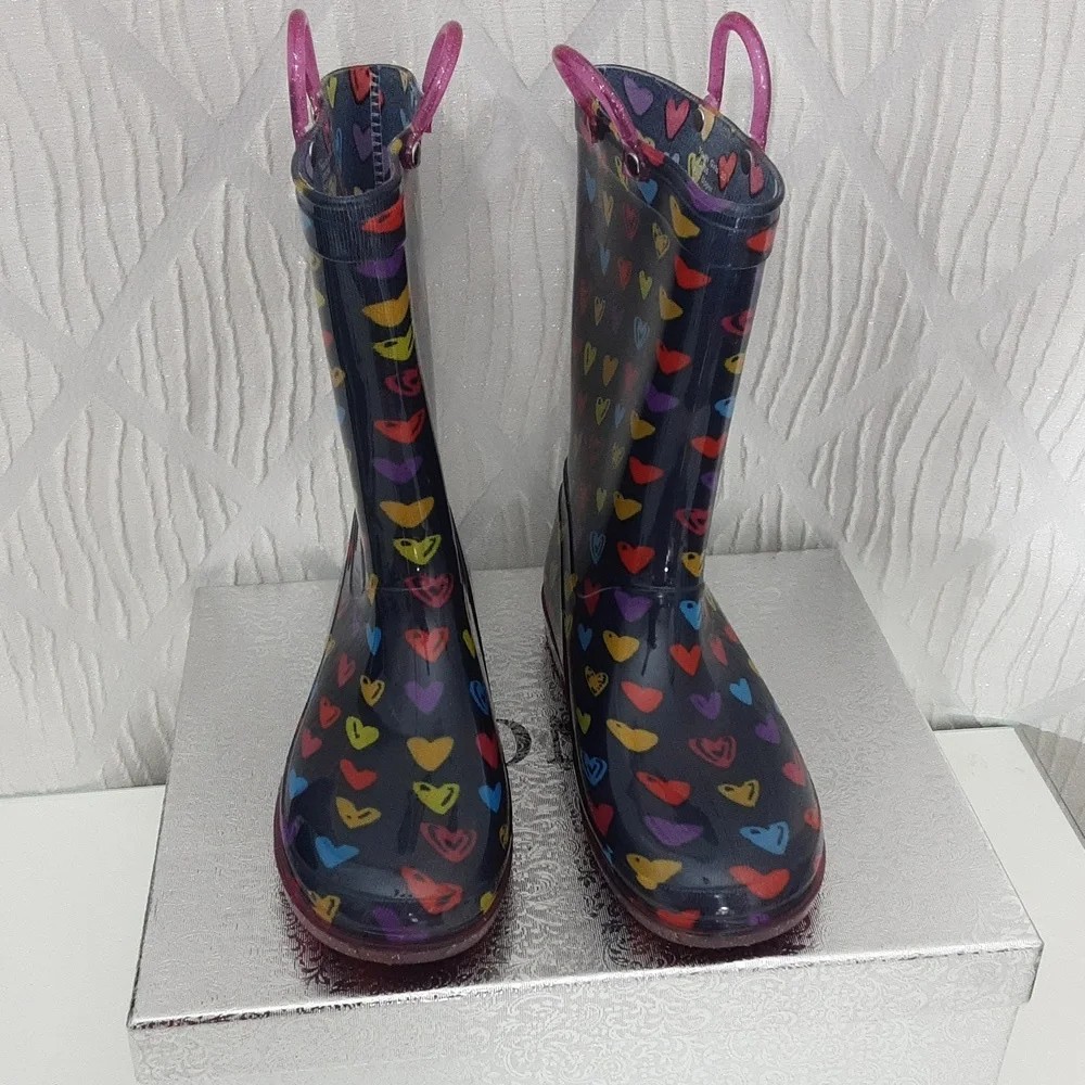 Magellan Outdoors Heart Pattern Rain Boots Size 3.